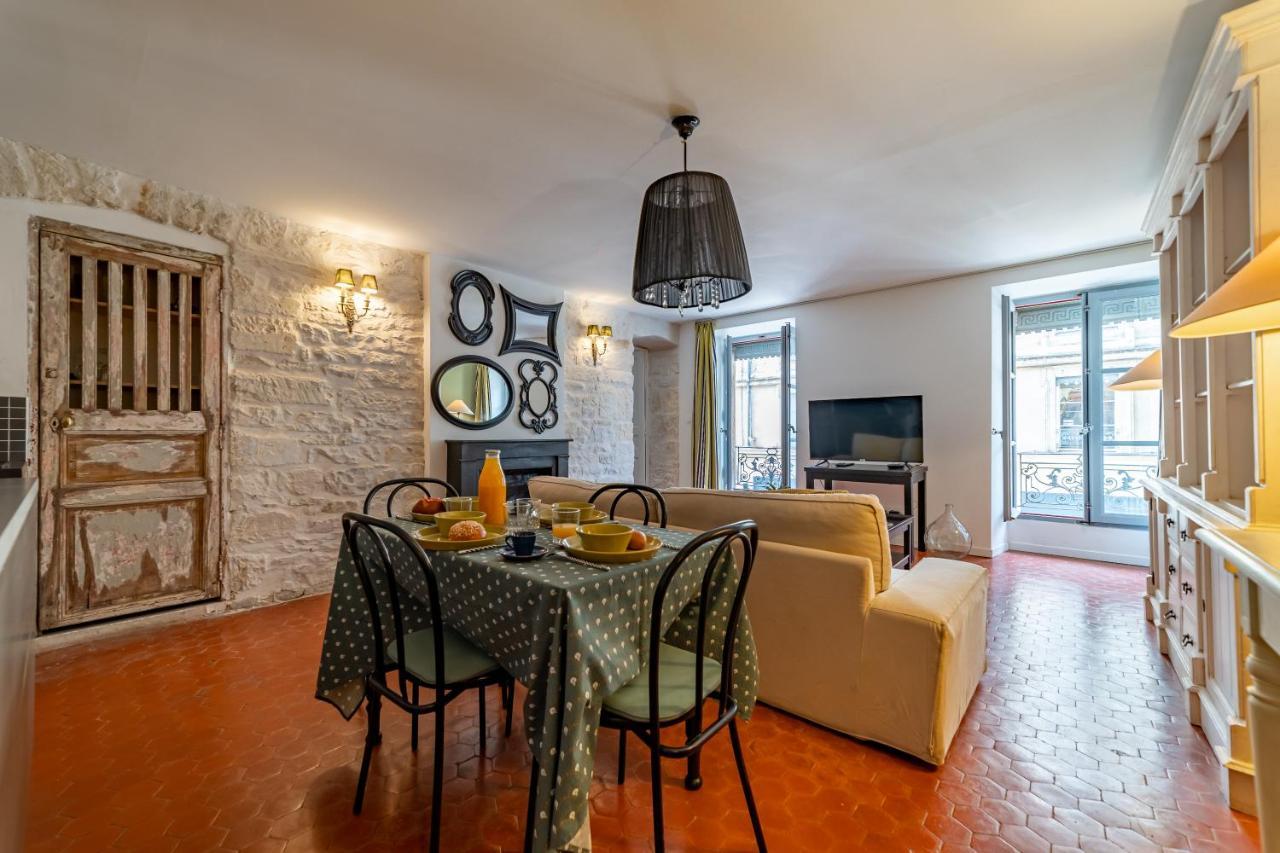 L'Envoutement Provencal Au Coeur De L'Ecusson - Une Nuit A Nimes Exterior photo